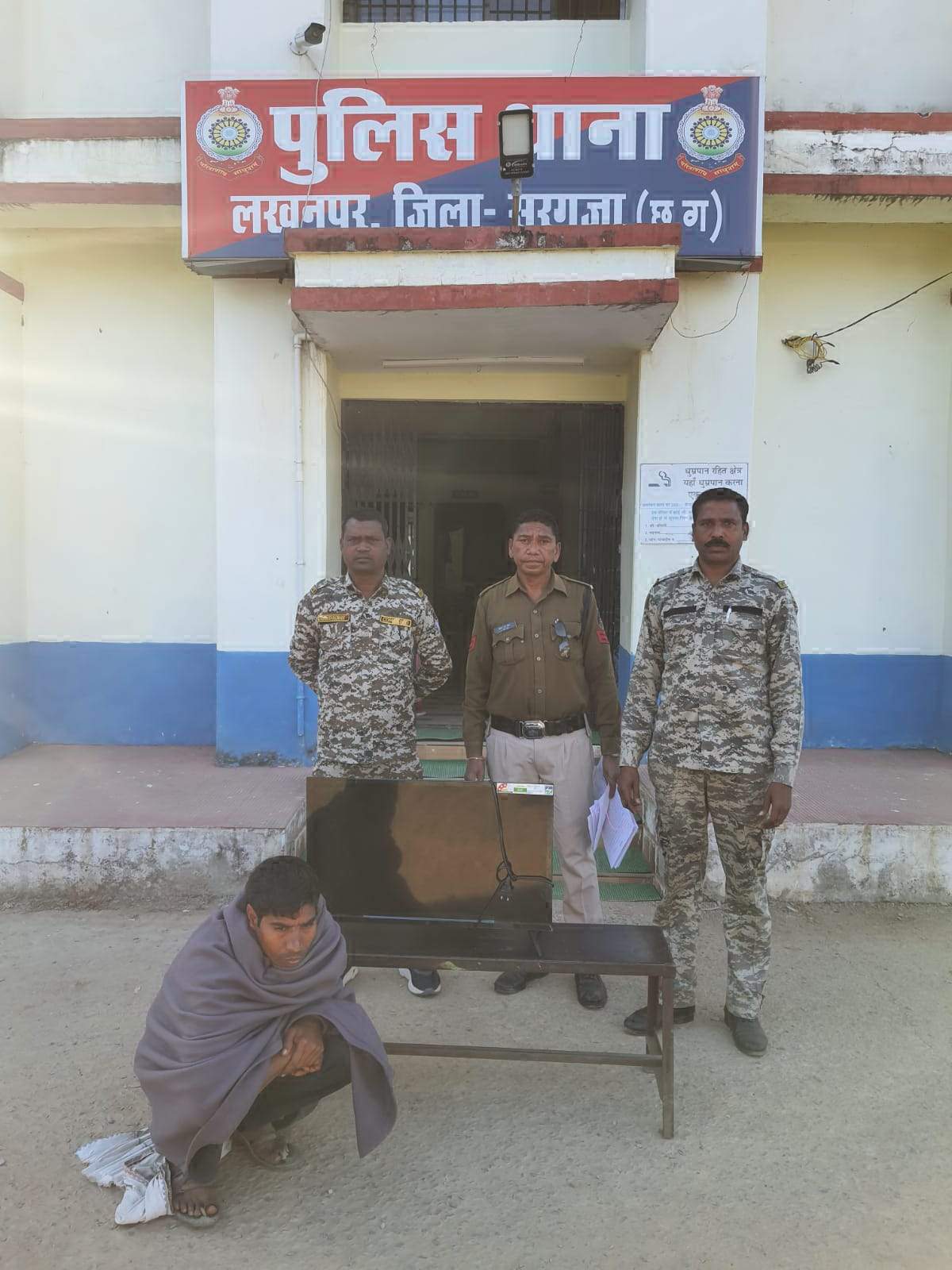 आइस फैक्ट्री में चोरी, आरोपी गिरफ्तार