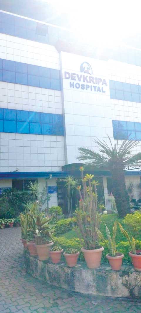 रावतपुरा फेज 2 में सीसी रोड निर्माण में गड़बड़ी, एक निलंबित एक का तबादला