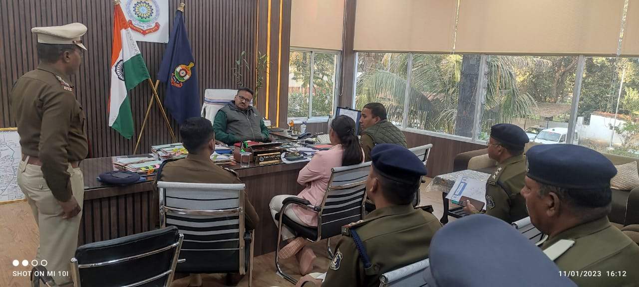 यातायात नियमों के प्रति जागरूकता लाने पर जोर