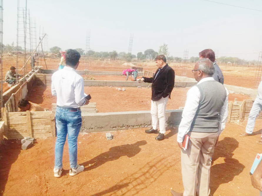 रिपा के कामों में आएगी तेजी, जिला सीईओ ने किया गौठानों का निरीक्षण