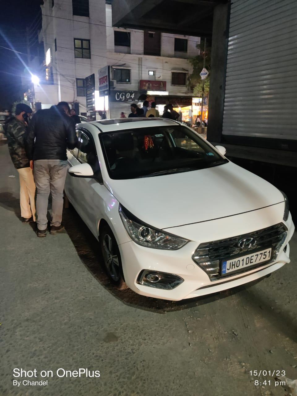 पहले हवाई फायर किया फिर रायफल और 26 गोली लेकर ठाकरे परिसर में घुसा