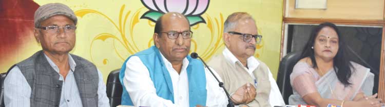  सूरजपुर शक्कर कारखाना भ्रष्टाचार की भेंट चढ़ा, स्टॉक में गड़बड़ी, 12 करोड़ का नुकसान