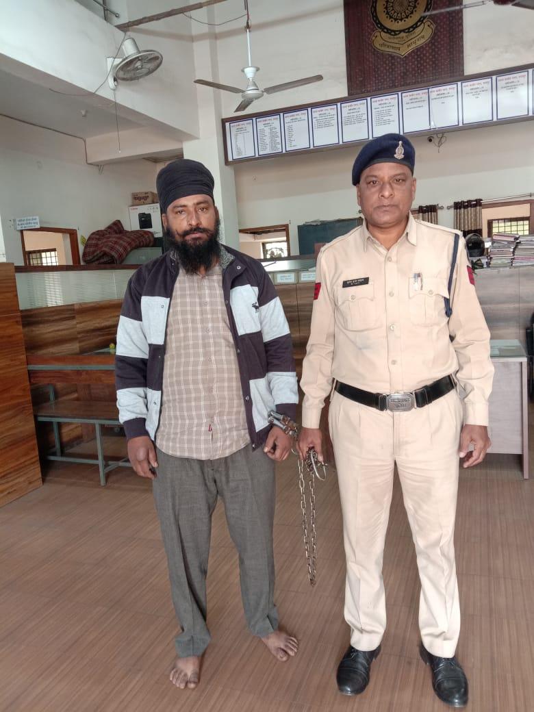 हेरोइन के साथ हरभजन गिरफ्तार