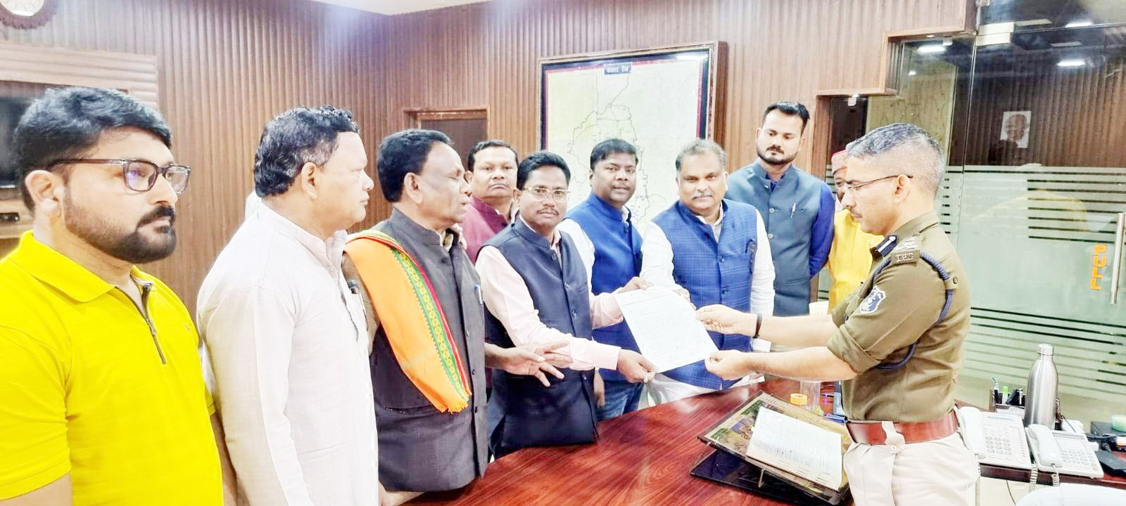 भाजपा ने एसपी से की जांच दल गठित कर निष्पक्ष जांच की मांग