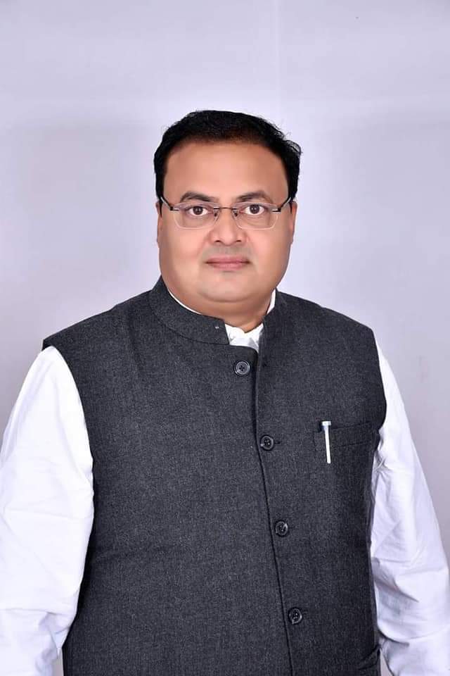 प्राचार्य को हटाने आंदोलन विधायक के हस्तक्षेप के बाद शर्तों के साथ खत्म प्राचार्य को हटाने आंदोलन विधायक के हस्तक्षेप के बाद शर्तों के साथ खत्म