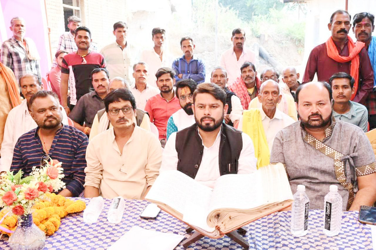 रामायण मानव को भक्ति के साथ जीवन जीने का मार्ग दिखाती है-छाबड़ा