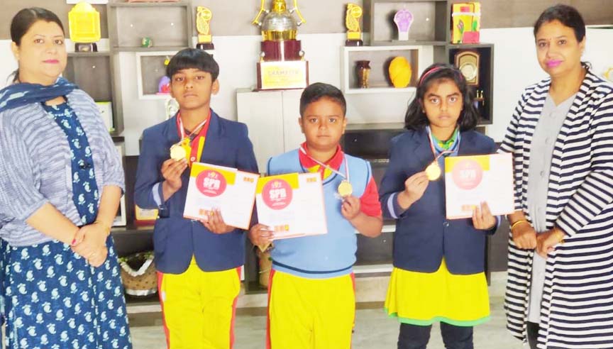 इंटरनेशनल इंग्लिश ऑलम्पियाड में छात्रों ने लहराया परचम इंटरनेशनल इंग्लिश ऑलम्पियाड में छात्रों ने लहराया परचम