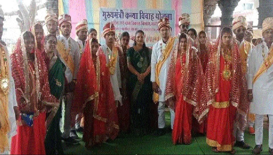 14 जोड़े बंधे परिणय सूत्र में