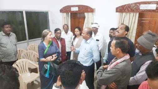 राष्ट्रीय नेत्री वृंदा करात से कोण्डागांव के सीपीआई कार्यकर्ता व पदाधिकारियों से की मुलाकात