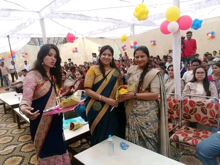 एकलव्य एकेडमी स्कूल में फैंसी ड्रेस प्रतियोगिता एकलव्य एकेडमी स्कूल में फैंसी ड्रेस प्रतियोगिता