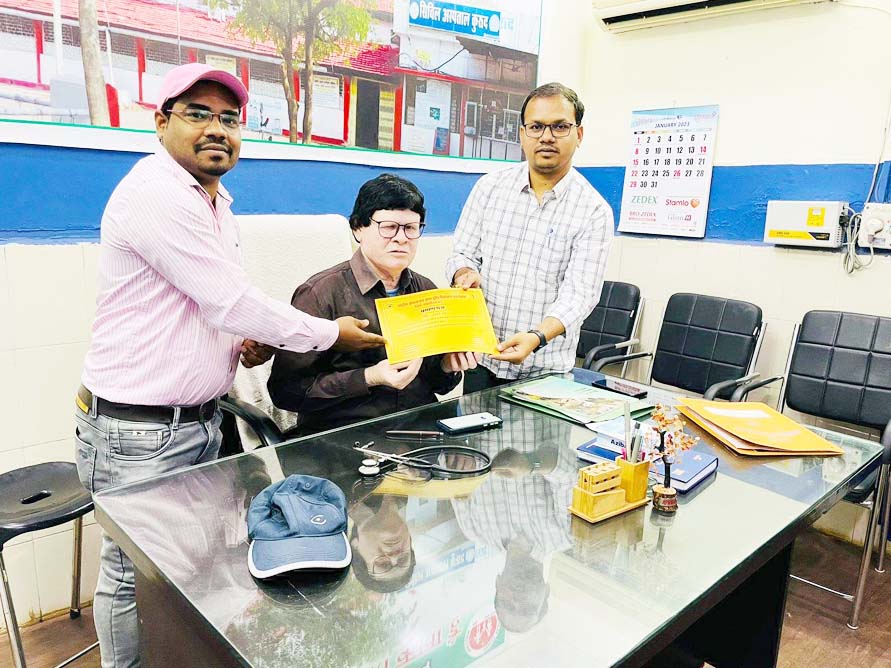 कुरूद विकासखंड का बाइलेटरर मोतियाबिंदमुक्त ग्राम घोषित 