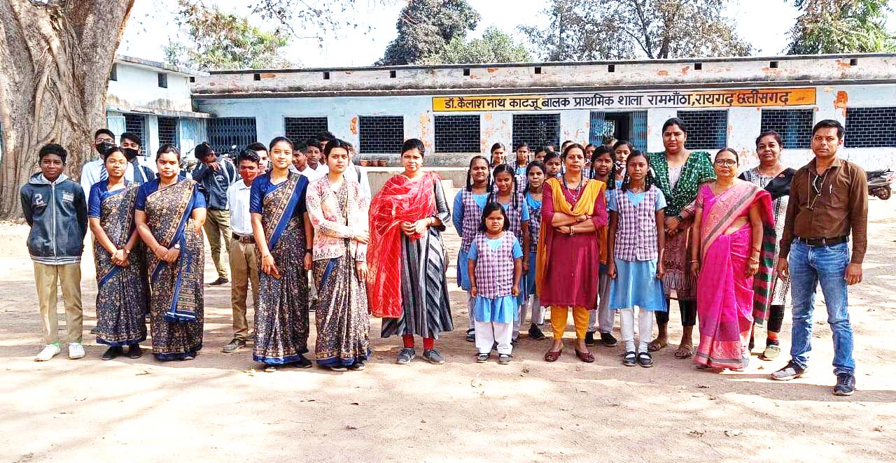 रामभांठा स्कूल के बच्चों को दी गई गुड टच- बैड टच की जानकारी