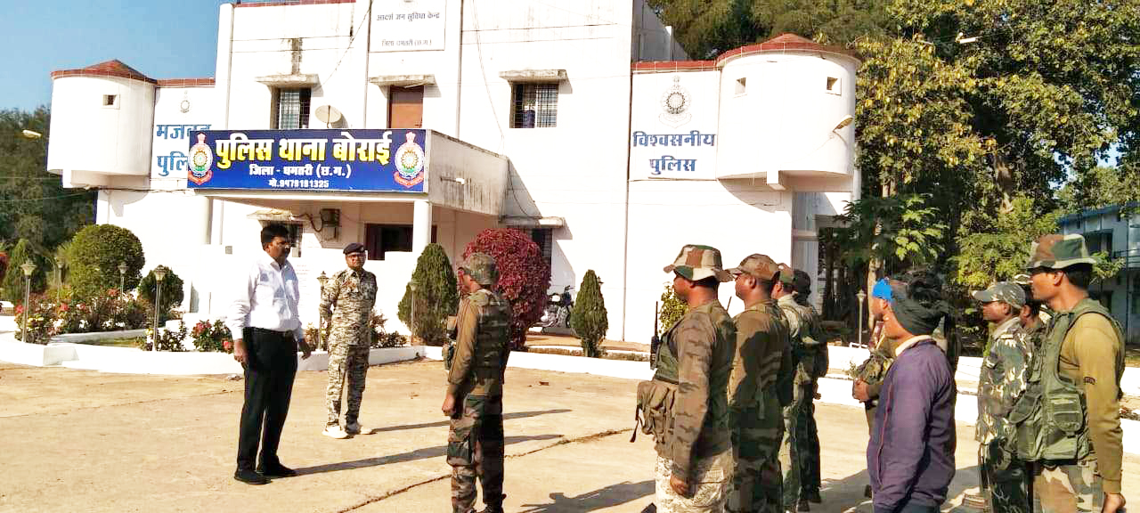 बड़ी वारदाता की आशंका, एसपी ने बोराई एवं बहीगांव कैंप का किया निरीक्षण