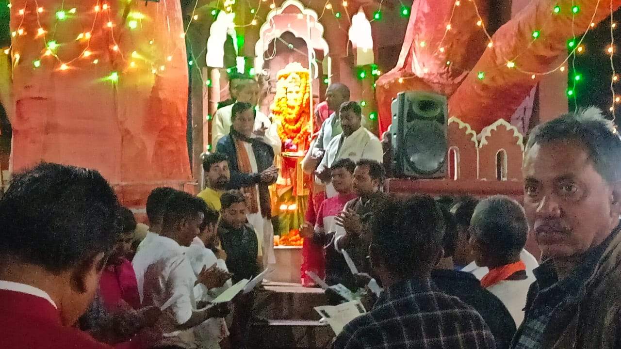 संस्कार भारती ने किया माता पूजन और महाआरती 