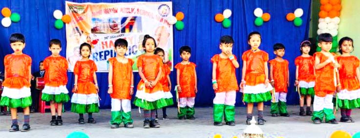 केसीपीएस में गणतंत्र दिवस एवं बसंत पंचमी की धूम