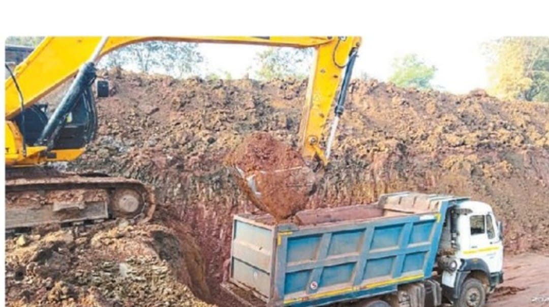 परिवहन की अनुमति लेकर अवैध खुदाई,  शिकायत करने के बाद भी कार्रवाई नहीं