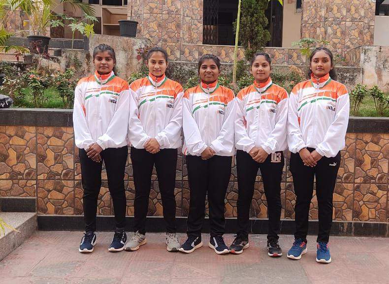 हैंडबॉल संघ के 5 खिलाडिय़ों का चयन हैंडबॉल संघ के 5 खिलाडिय़ों का चयन