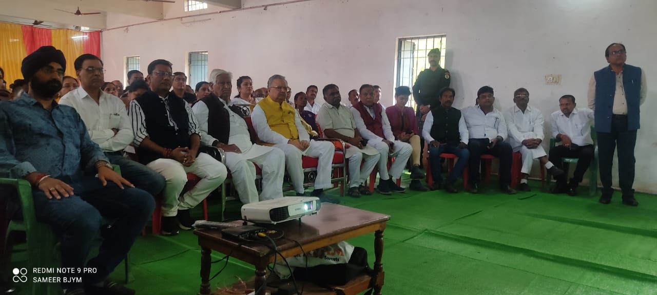 सामाजिक समरसता को मजबूत करती है मन की बात - रमन सामाजिक समरसता को मजबूत करती है मन की बात - रमन