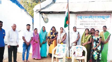 खादी ग्रामोद्योग केंद्र में गणतंत्र दिवस खादी ग्रामोद्योग केंद्र में गणतंत्र दिवस