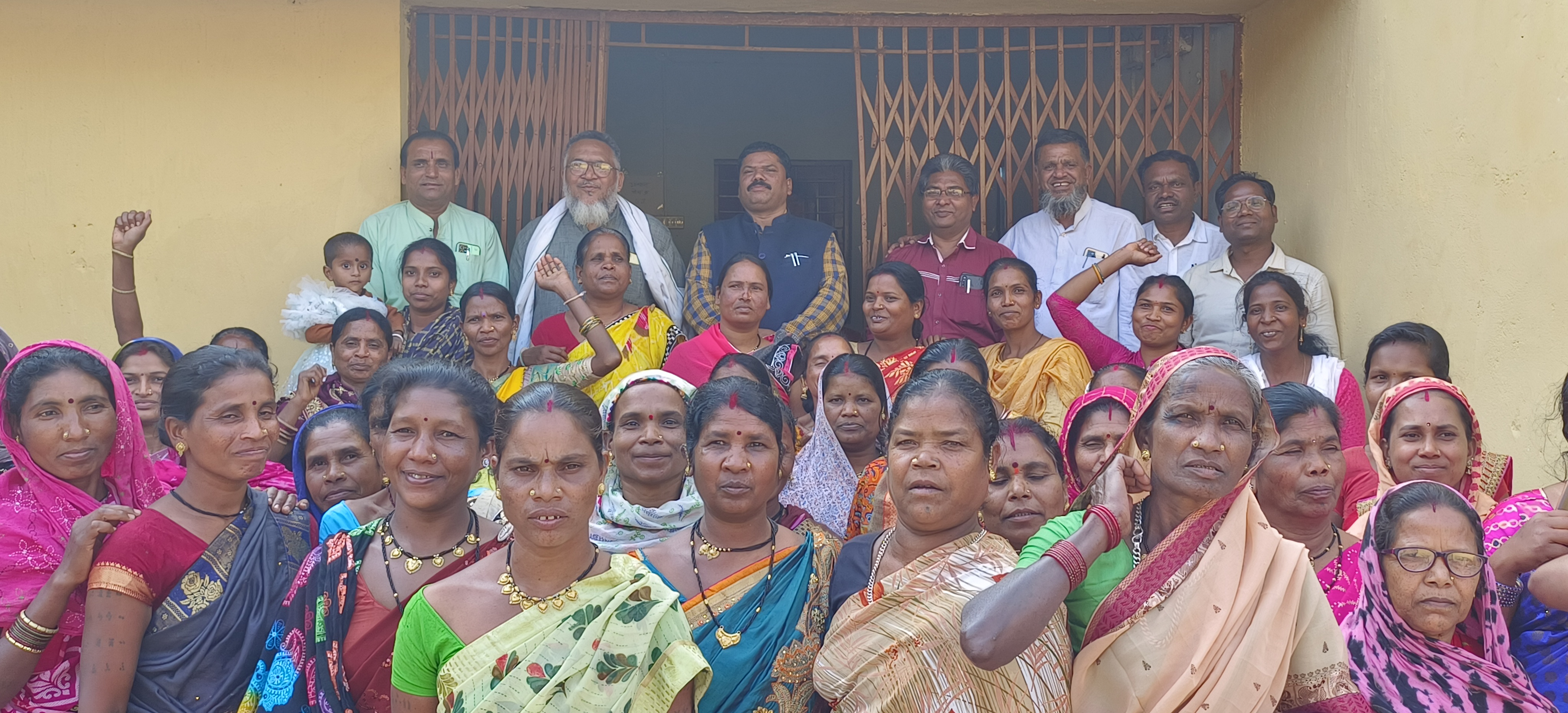 मितानिनों के प्रशिक्षण समापन में पहुंचे विस उपाध्यक्ष मितानिनों के प्रशिक्षण समापन में पहुंचे विस उपाध्यक्ष