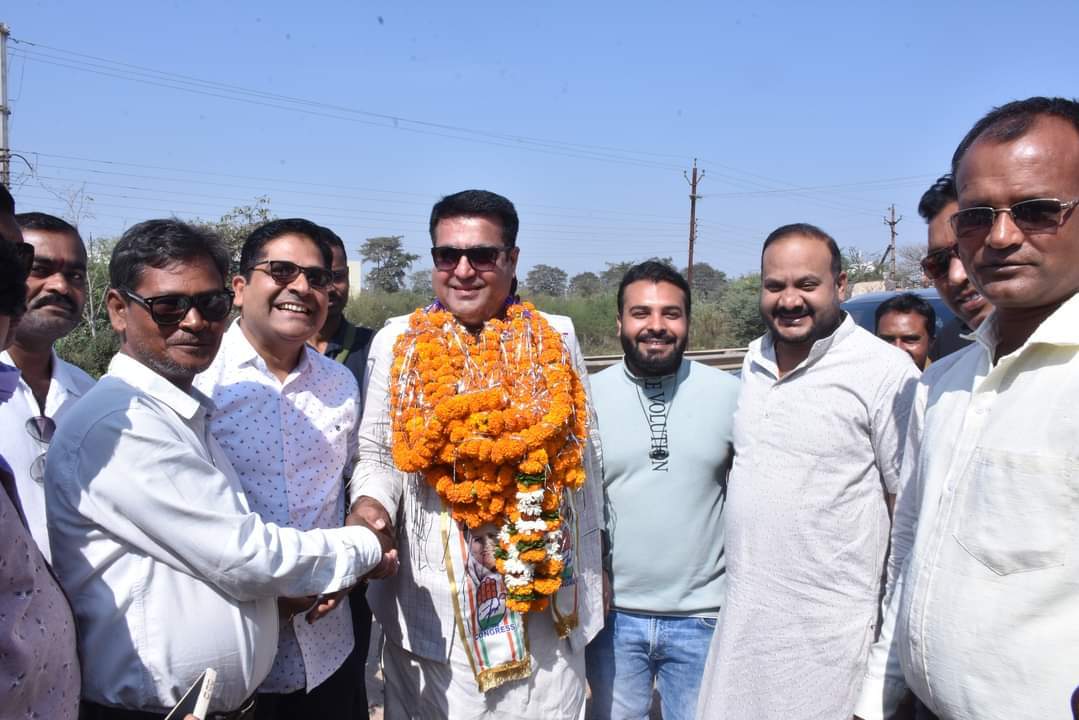 अमीन के कुरूद आगमन पर जोशीला स्वागत