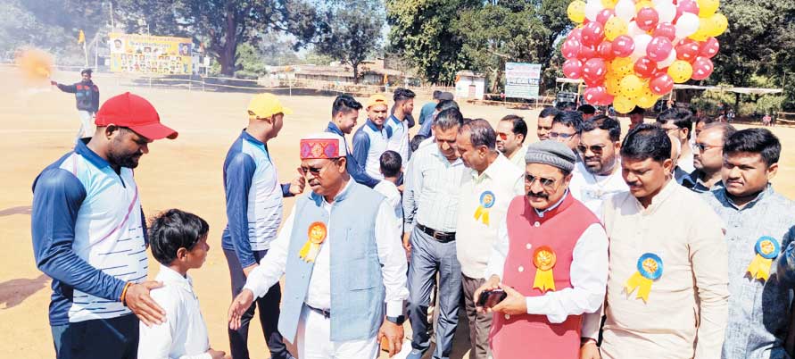 अवधेश्वरी प्रताप सिंह की स्मृति में 10 दिवसीय क्रिकेट प्रतियोगिता