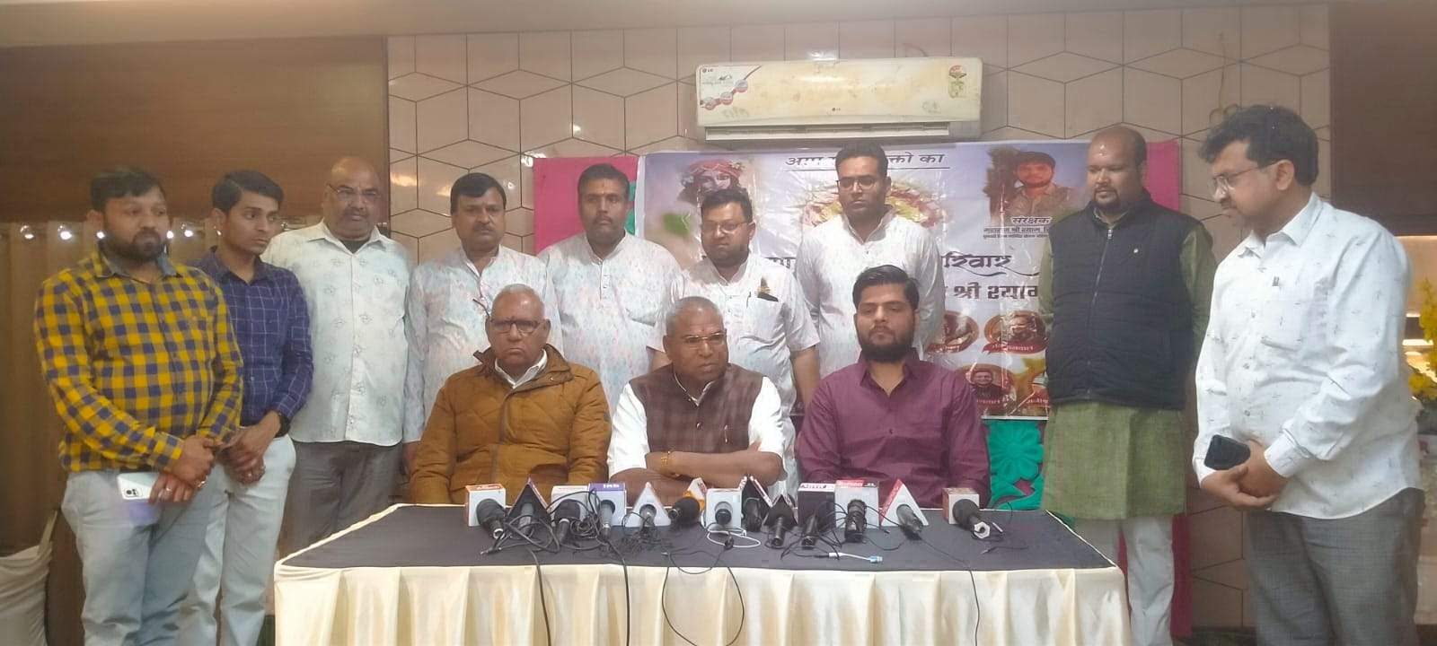 भजन सत्संग के माध्यम से सभी को खाटू धाम का रास्ता बताना है उद्देश्य-महंत मोहनदास भजन सत्संग के माध्यम से सभी को खाटू धाम का रास्ता बताना है उद्देश्य-महंत मोहनदास