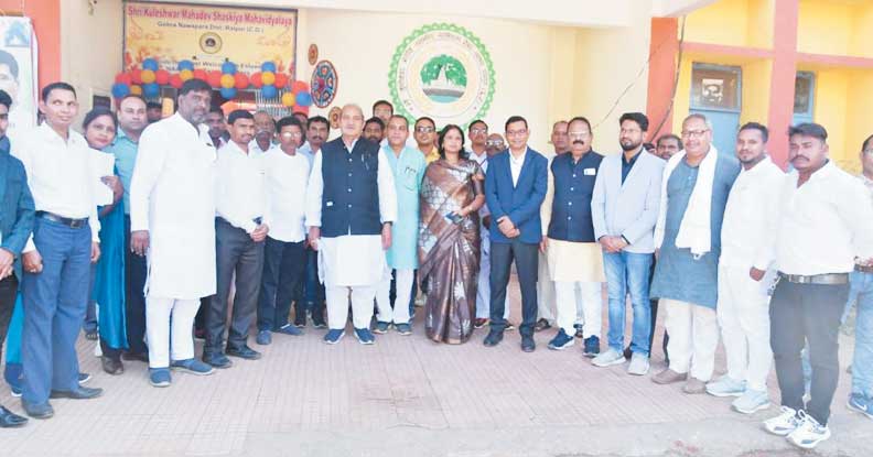 शिक्षा प्राप्ति में किसी तरह की कोताही नहीं करनी चाहिए-धनेन्द्र शिक्षा प्राप्ति में किसी तरह की कोताही नहीं करनी चाहिए-धनेन्द्र