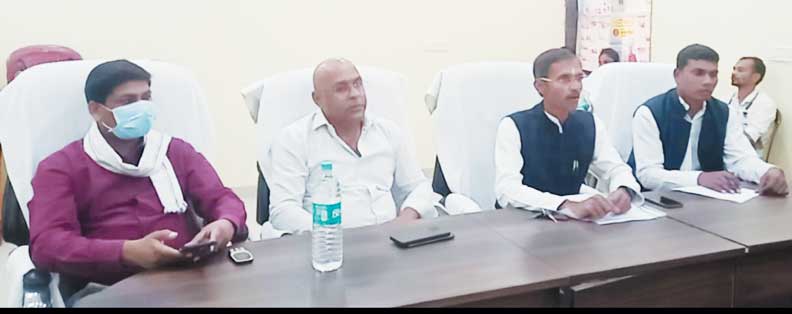 गढ़बो नवा कुम्हारी की परिकल्पना साकार होने की देहरी में पहुंचा- राजेश्वर गढ़बो नवा कुम्हारी की परिकल्पना साकार होने की देहरी में पहुंचा- राजेश्वर