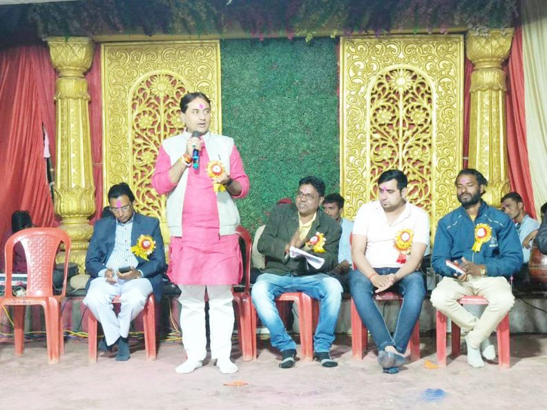 जीवन को धर्म, अध्यात्म एवं परोपकार के मार्ग पर करें अग्रसर - नीलू जीवन को धर्म, अध्यात्म एवं परोपकार के मार्ग पर करें अग्रसर - नीलू