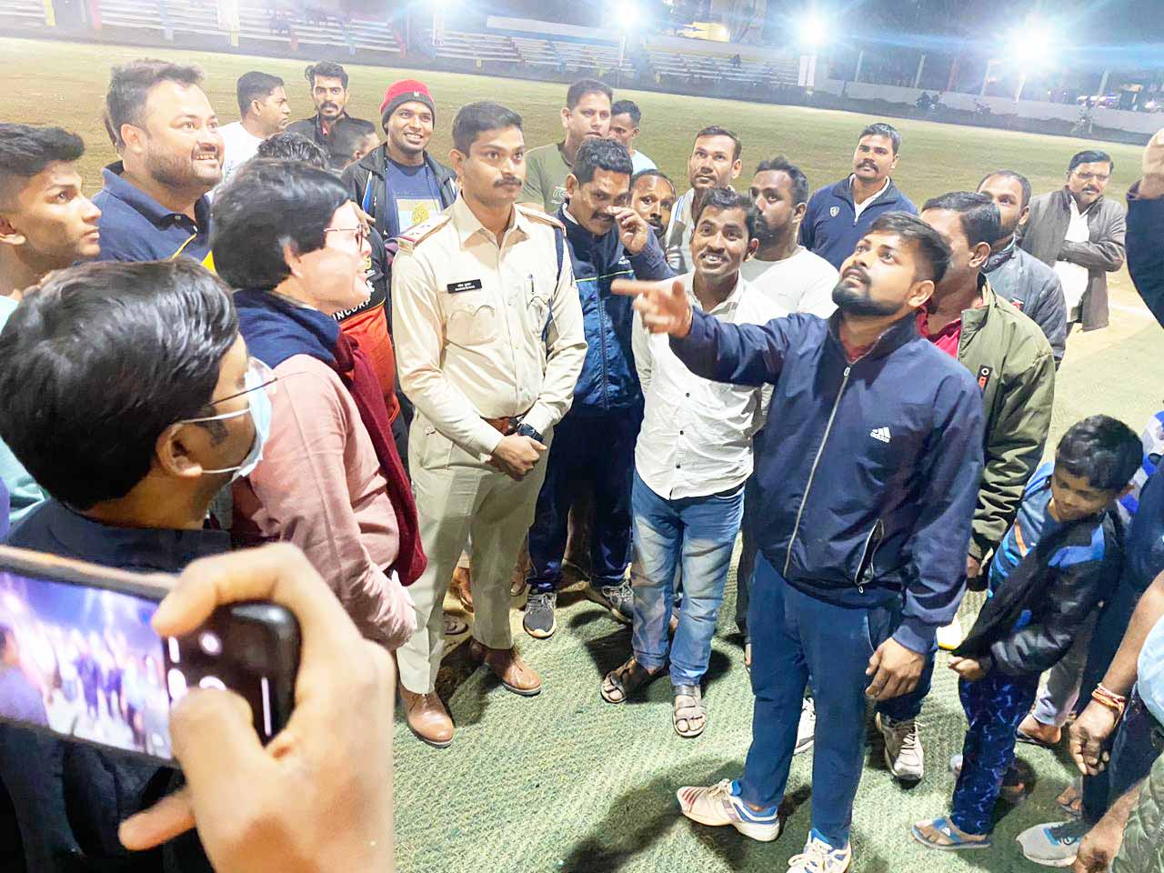 मुख्यमंत्री ट्रॉफी क्रिकेट में डॉक्टरों ने पुलिस को हराया मुख्यमंत्री ट्रॉफी क्रिकेट में डॉक्टरों ने पुलिस को हराया