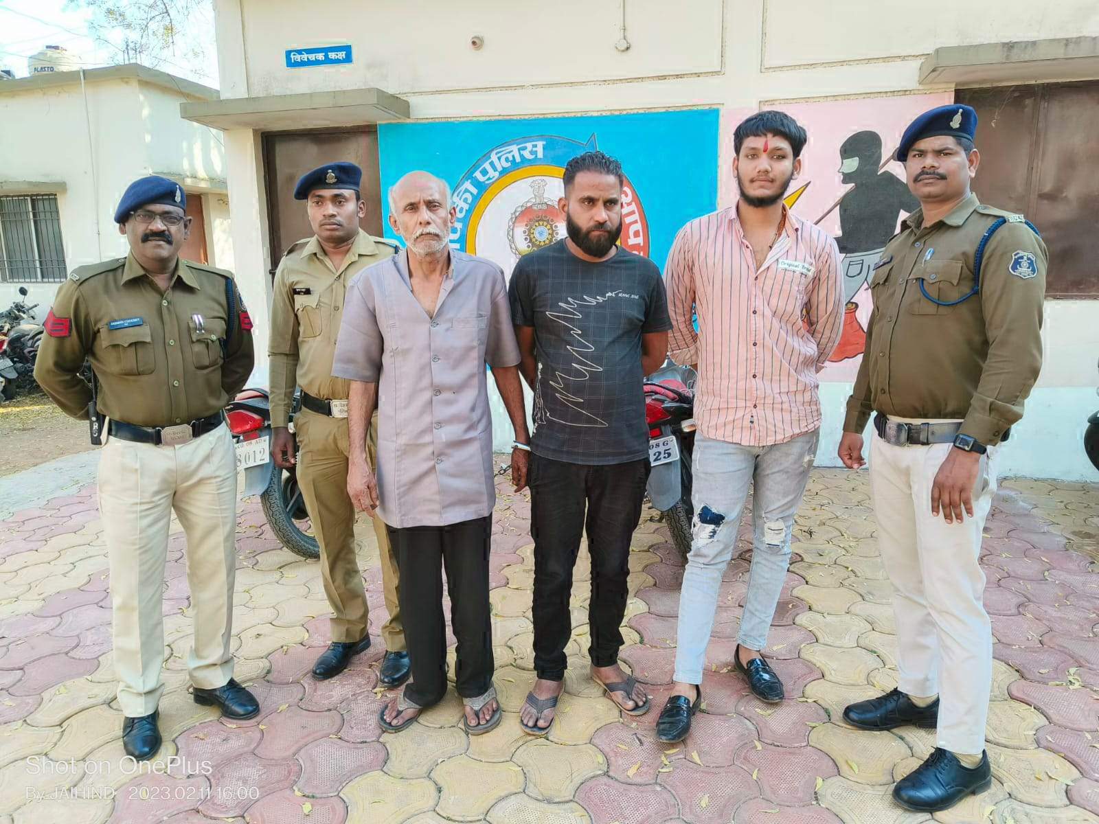 माहौल खराब करने वाले  3 आरोपियों पर कार्रवाई