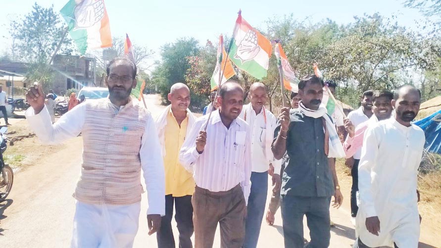 कई कार्यक्रमों में शामिल हुए पूर्व विधायक गिरवर