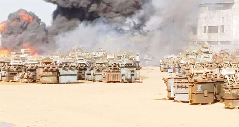 सीएसईबी के कोतरा रोड सब स्टेशन में लगी भीषण आग