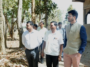 लापरवाही पर वीएफए को पदमुक्त करने तथा आरएचईओ को नोटिस के निर्देश