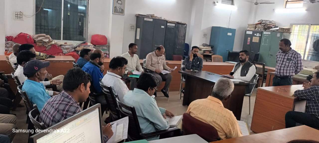 बड़े बकायेदारों को नोटिस देकर करें नल कनेक्शन काटने व कुर्की की कार्रवाई कम राजस्व वसूली पर वार्ड प्रभारियों को नोटिस