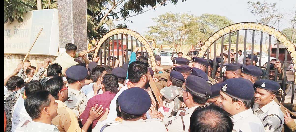  मोर अधिकार मोर आवास, रोक के रखे है भूपेश सरकार-भाजपा