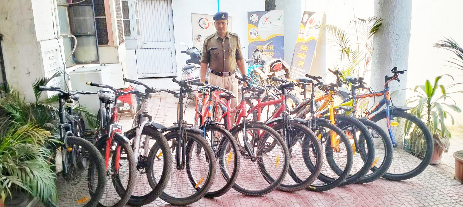 सायकिल चोरी करने वाले तीन नाबालिग गिरफ्तार