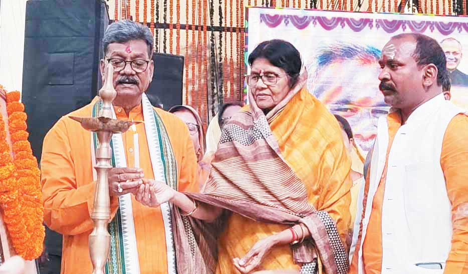 छत्तीसगढ़ सरकार गरीबों और किसानों की सरकार-डॉ. महंत छत्तीसगढ़ सरकार गरीबों और किसानों की सरकार-डॉ. महंत