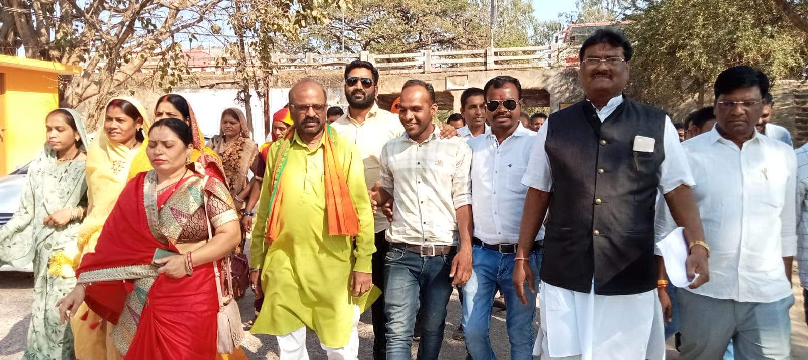 डेढ़ दर्जन पंचायतों को नांदगांव तहसील में रखने की मांग