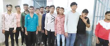 निगरानी, लूट, और बलवा करने वालेें 16 पर कार्रवाई 