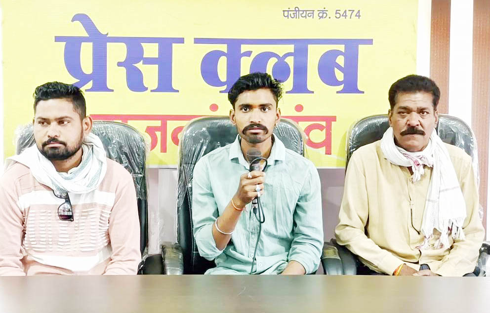 सोमनी पुलिस पर युवक की पिटाई का आरोप