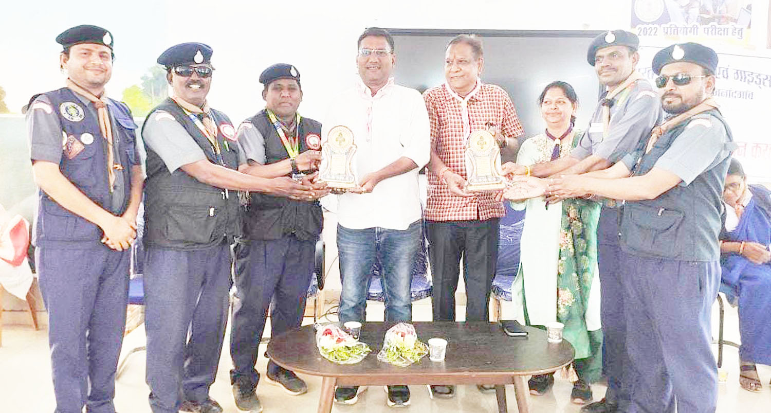 आत्मानंद स्कूल में कब-बुलबुल परिचयात्मक कार्यशाला-संगोष्ठी