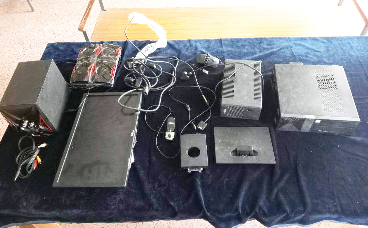 स्कूल से कम्प्यूटर चोरी, तीन नाबालिग पकड़ाए