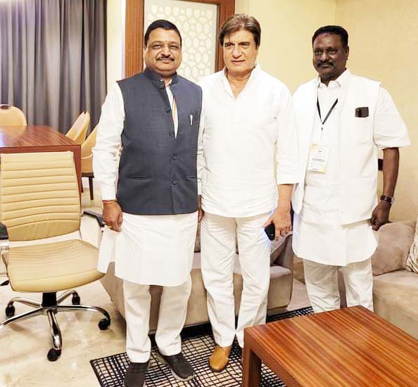 अजय बंसल ने रायपुर में राज बब्बर से की मुलाकात