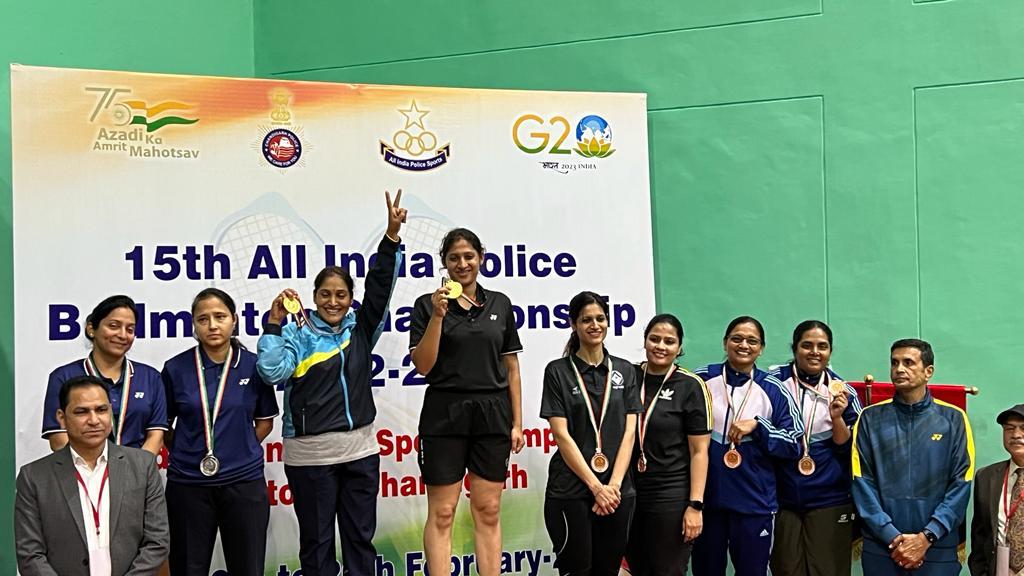 महिला डबल बैडमिंटन स्पर्धा  में एसपी को मिला गोल्ड