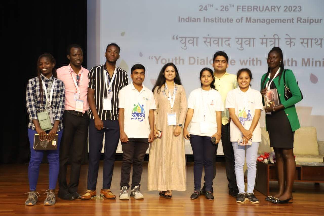 युवा 20 परामर्श में बस्तर के युवोदय के स्वयंसेवक हुए शामिल