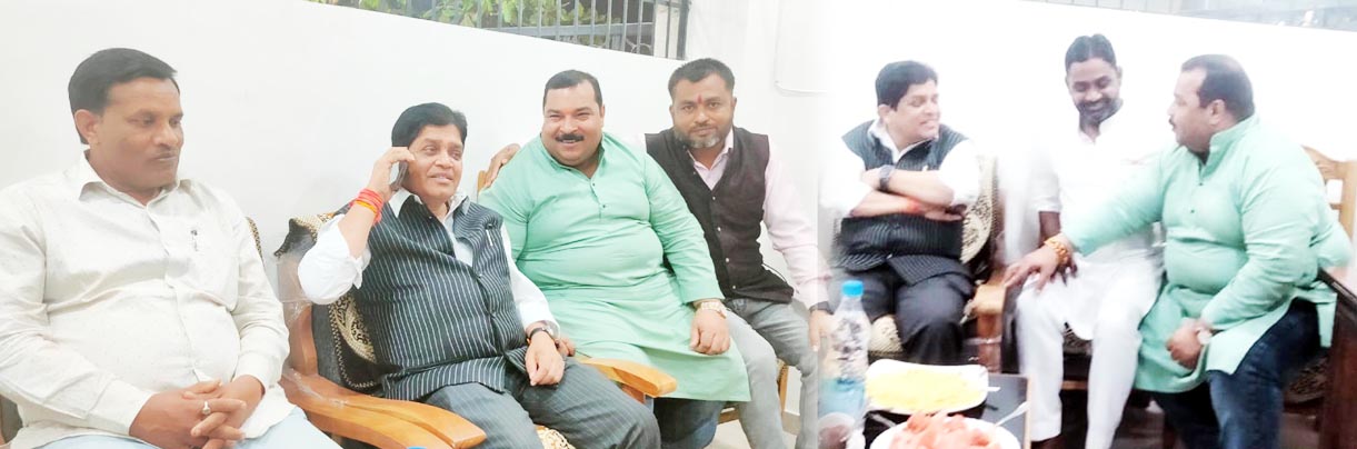 मंत्री डहरिया से टिकेन्द्र ने की कई मुद्दों पर चर्चा मंत्री डहरिया से टिकेन्द्र ने की कई मुद्दों पर चर्चा