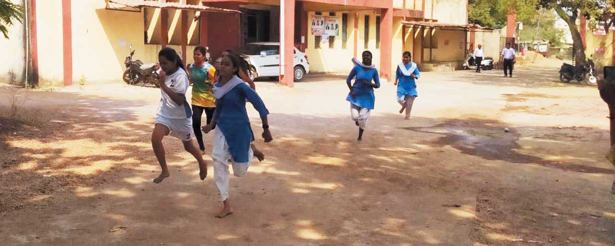 दौड़ : पिंकी ने मारी बाजी