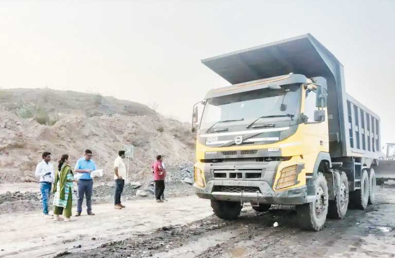 बिजारी खदान में 20 दिनों तक चली हड़ताल समाप्त